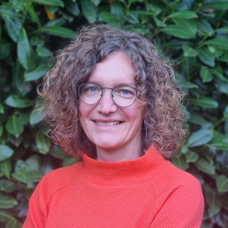 Sonja Hofschröer, Verwaltung