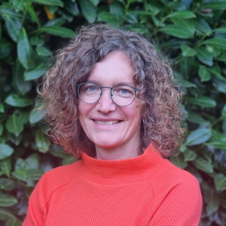 Sonja Hofschröer, Verwaltung